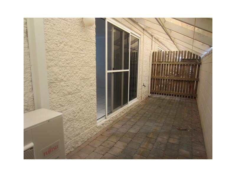 Pimlico QLD 4812