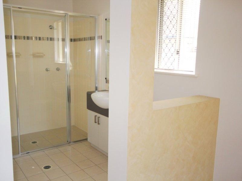 Bohle Plains QLD 4817