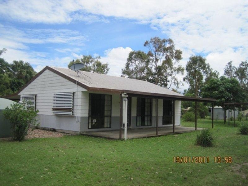 8 Lorne Court, Bluewater QLD 4818