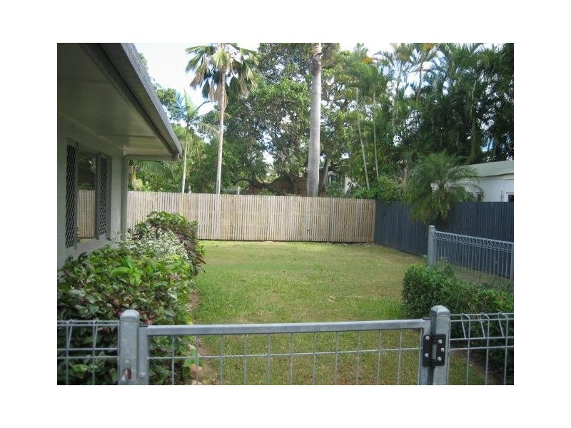 2/38 Rogers Street, Aitkenvale QLD 4814