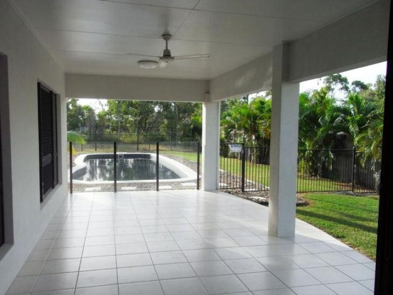 12 Goicoechea Drive, Bushland Beach QLD 4818