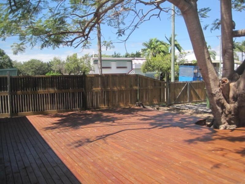 46 Livingstone Street, West End QLD 4810