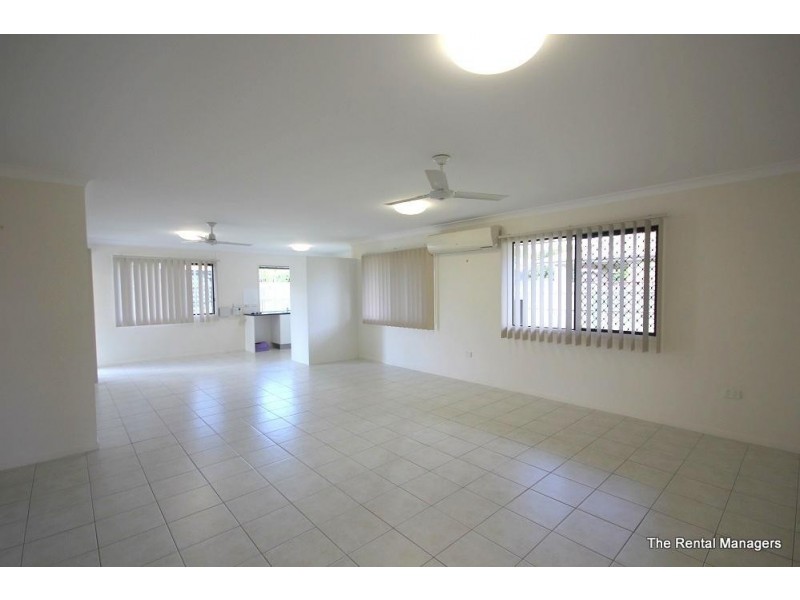 3 Rushtons Way, Mount Louisa QLD 4814