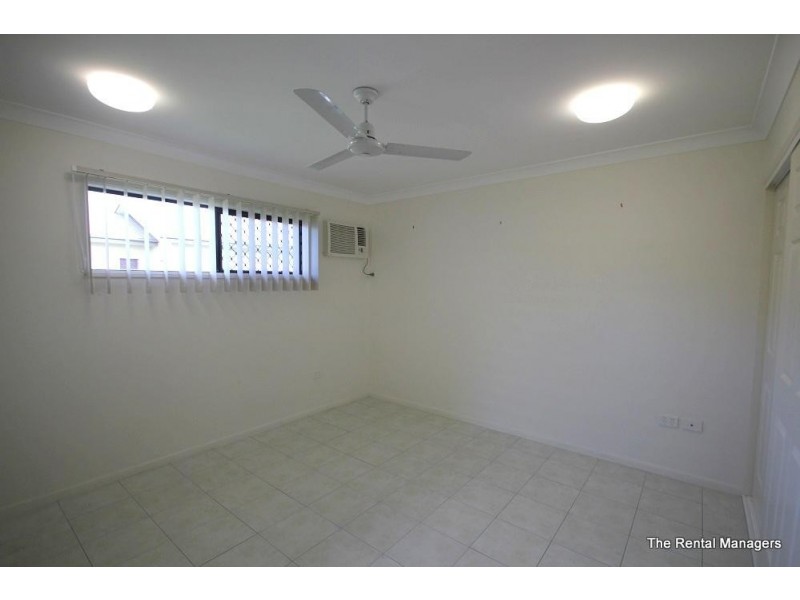 3 Rushtons Way, Mount Louisa QLD 4814