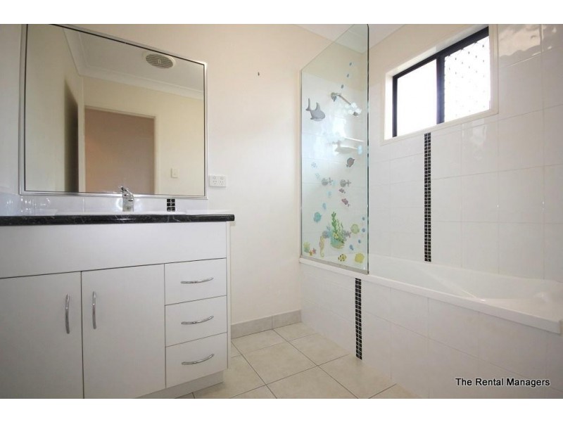 3 Rushtons Way, Mount Louisa QLD 4814