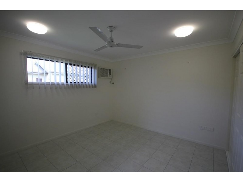 3 Rushtons Way, Mount Louisa QLD 4814