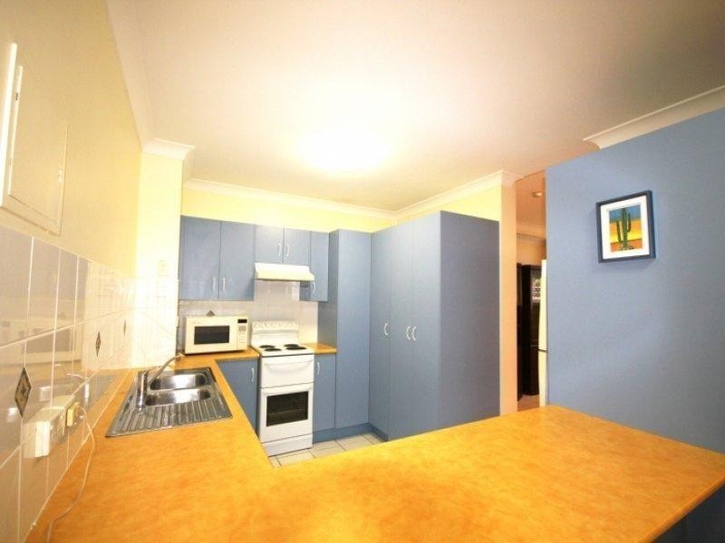 1/270 Walker Street, Townsville City QLD 4810