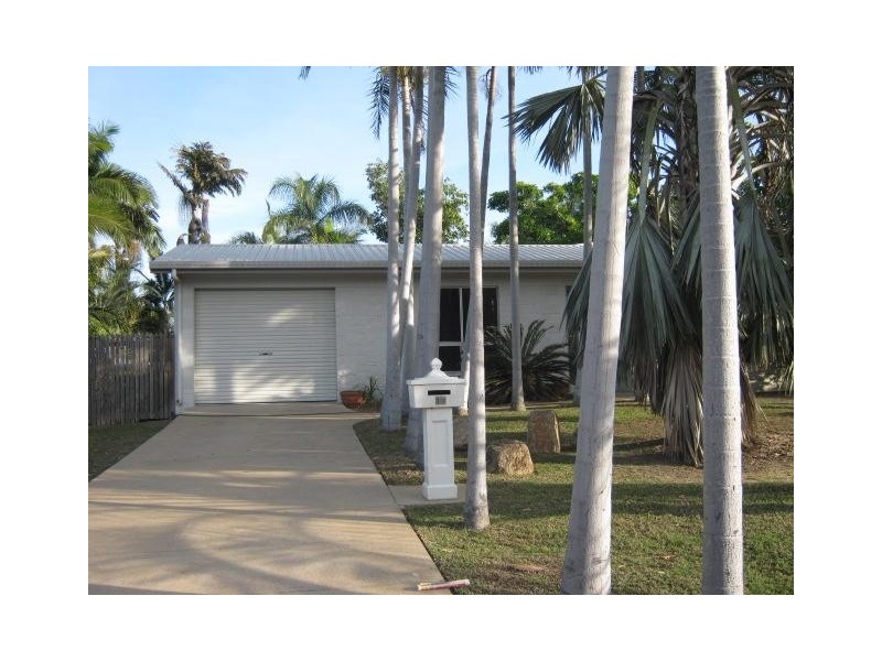 11 Joshua Crescent, Bushland Beach QLD 4818