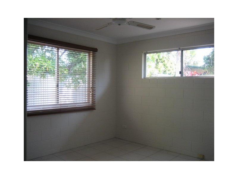 11 Joshua Crescent, Bushland Beach QLD 4818