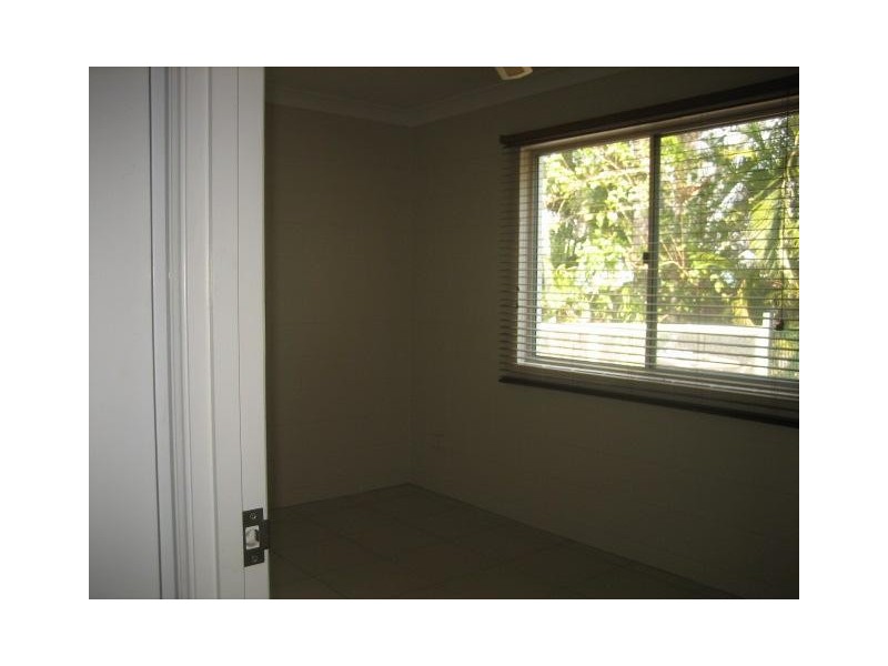 11 Joshua Crescent, Bushland Beach QLD 4818