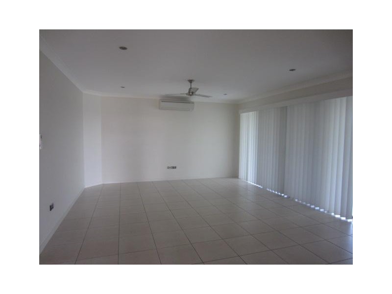 32 Armistice Street, Burdell QLD 4818