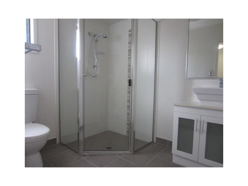 32 Armistice Street, Burdell QLD 4818