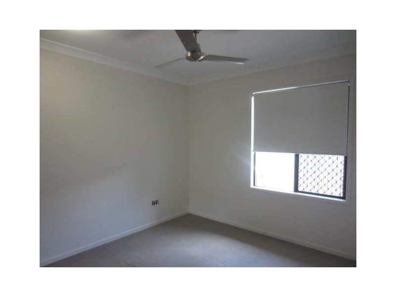 32 Armistice Street, Burdell QLD 4818