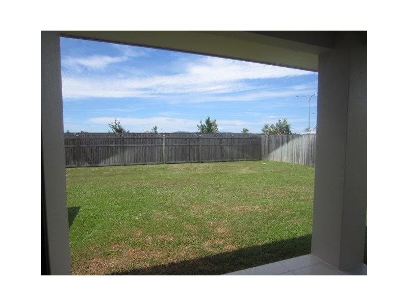 32 Armistice Street, Burdell QLD 4818