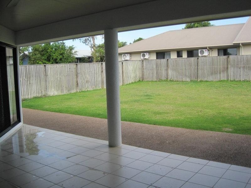 95 Woodwark Drive, Bushland Beach QLD 4818