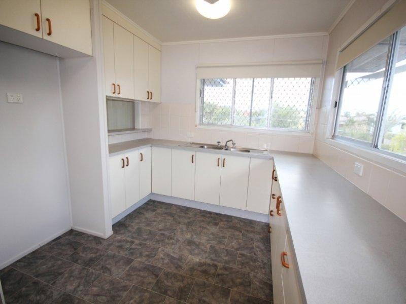 14 Hutchins Street, Heatley QLD 4814