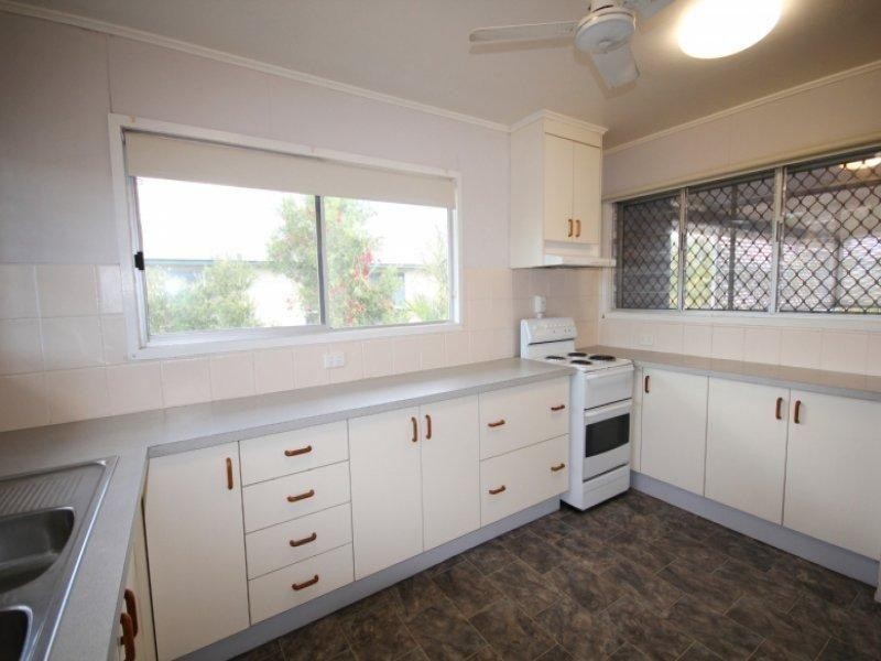 14 Hutchins Street, Heatley QLD 4814