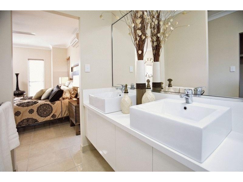 4 Arafura Close, Burdell QLD 4818