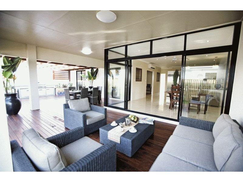 4 Arafura Close, Burdell QLD 4818