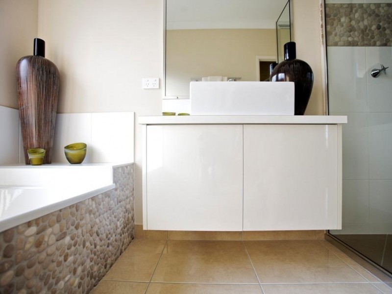 4 Arafura Close, Burdell QLD 4818