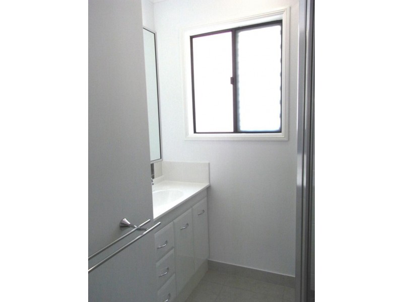 5 Makena Circuit, Burdell QLD 4818