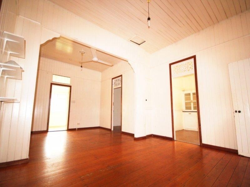 Railway Estate QLD 4810