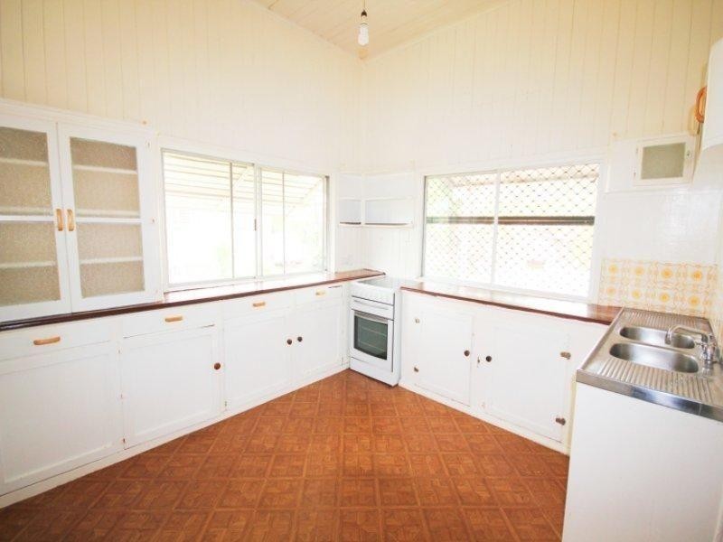 25 Third Street, Railway Estate QLD 4810