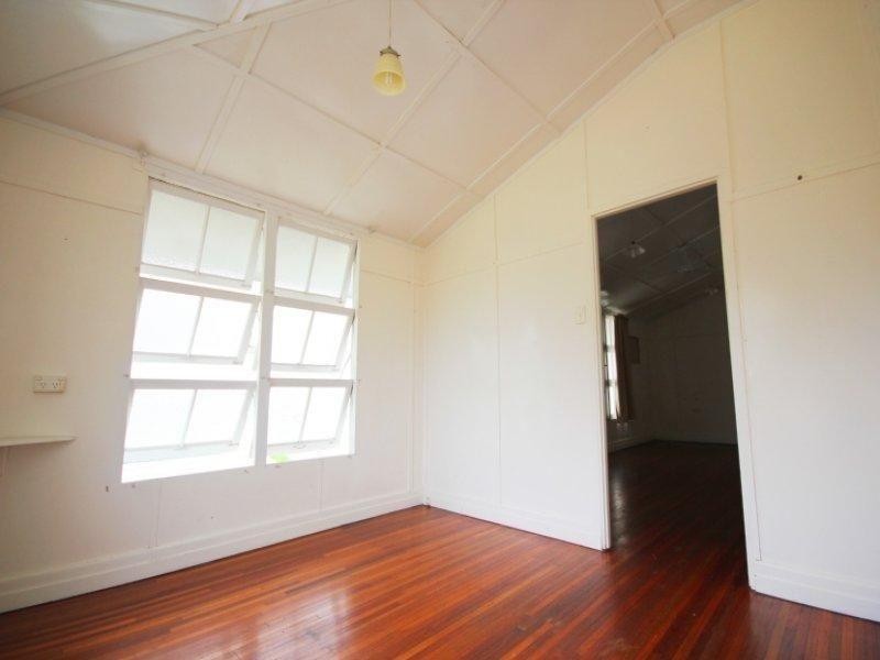 25 Third Street, Railway Estate QLD 4810