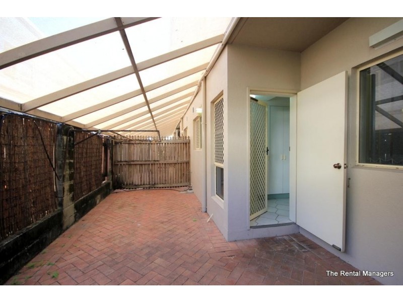 3/4-6 Cheyne Street, Pimlico QLD 4812