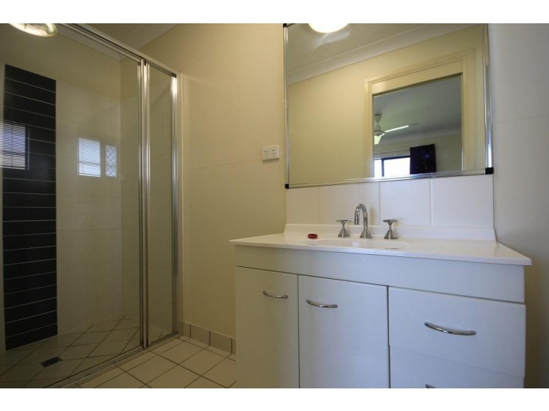 5 Heathcote Court, Deeragun QLD 4818