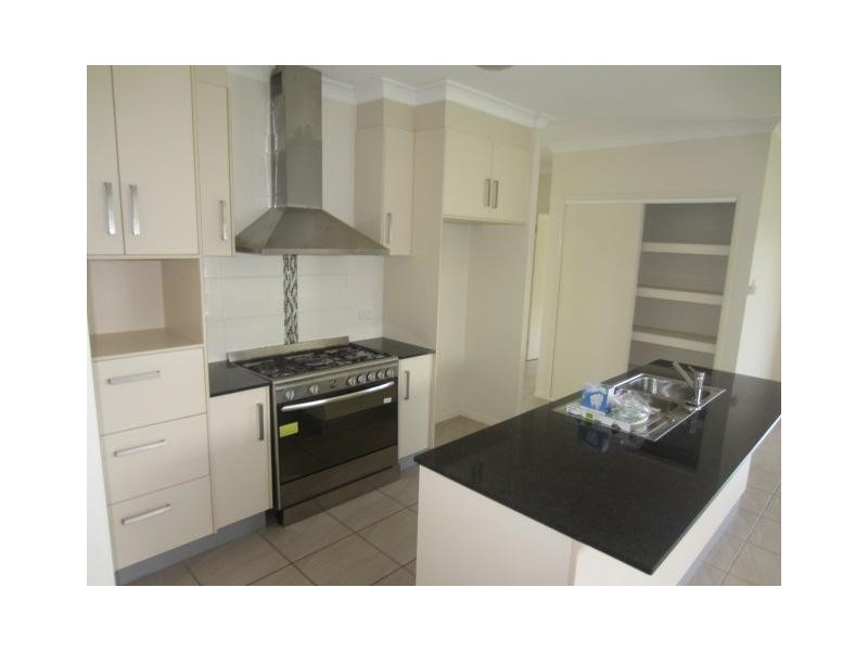 19 Saba Street, Burdell QLD 4818