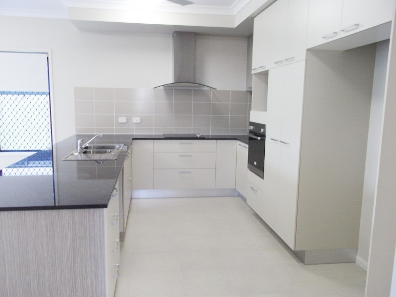 33 Twinview Terrace, Idalia QLD 4811