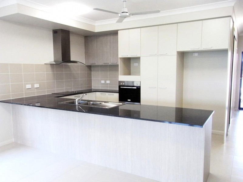 33 Twinview Terrace, Idalia QLD 4811