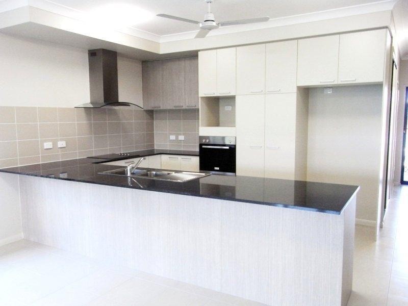 33 Twinview Terrace, Idalia QLD 4811