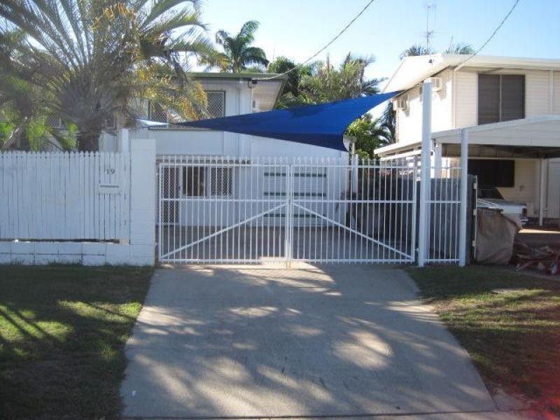 19 Sallows Street, Pallarenda QLD 4810