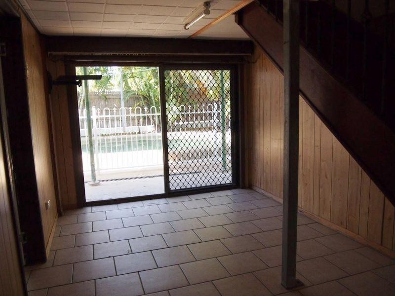 19 Sallows Street, Pallarenda QLD 4810