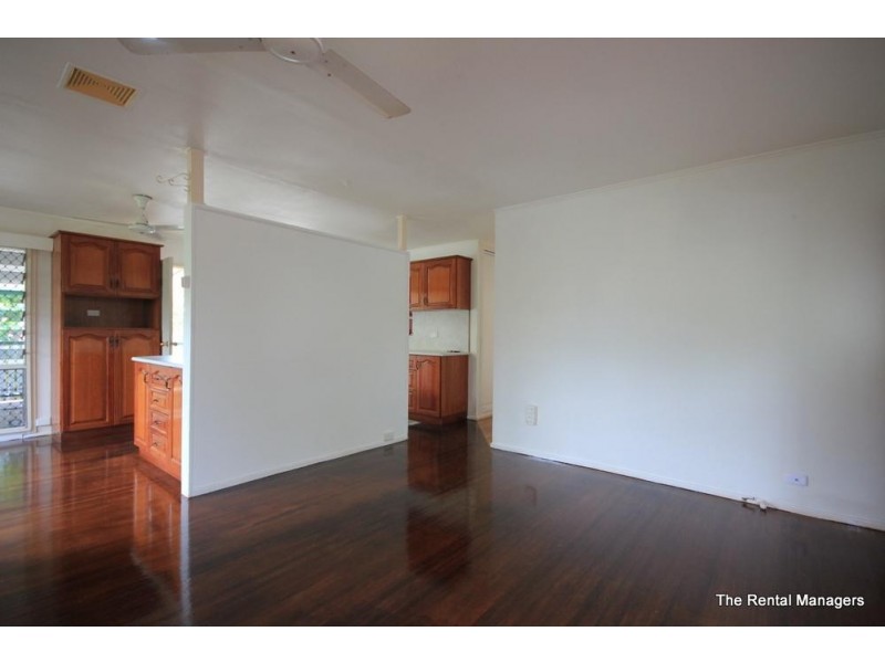 19 Sallows Street, Pallarenda QLD 4810