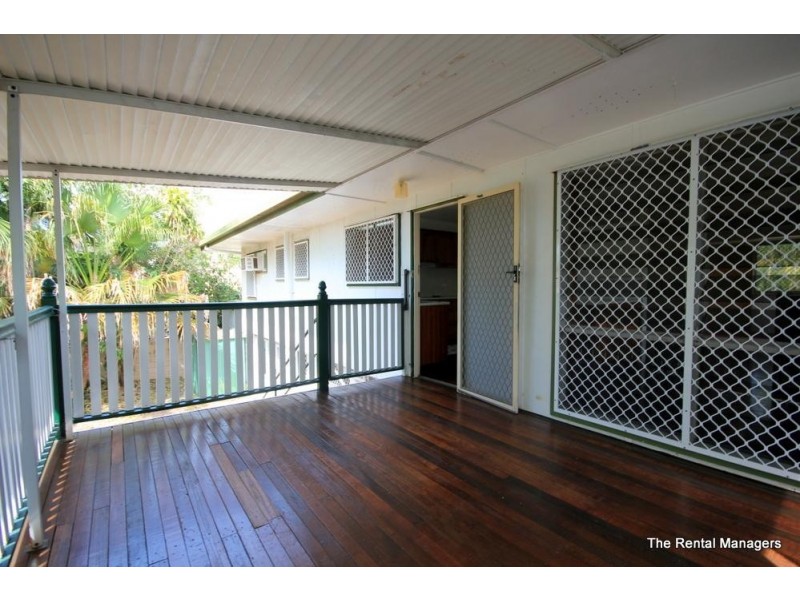 19 Sallows Street, Pallarenda QLD 4810