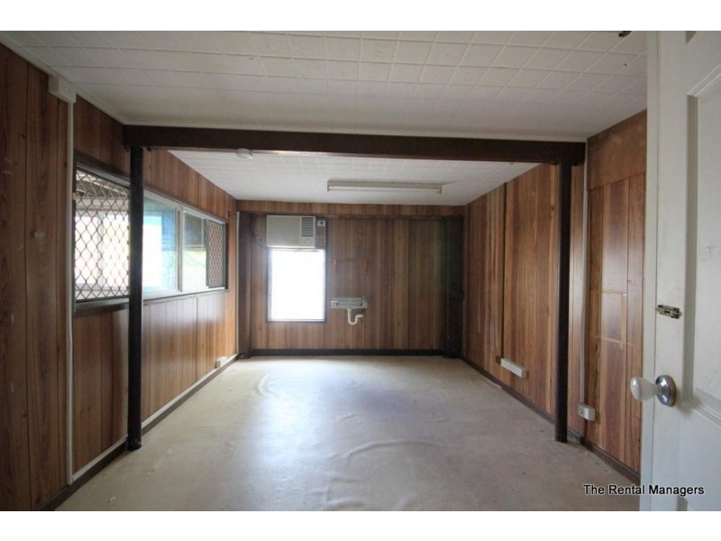 19 Sallows Street, Pallarenda QLD 4810