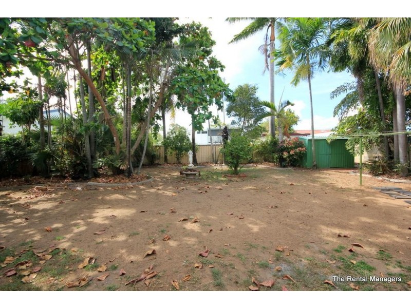 19 Sallows Street, Pallarenda QLD 4810