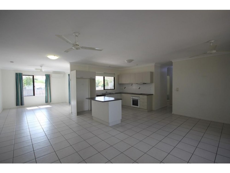 5 Amy Court, Kelso QLD 4815