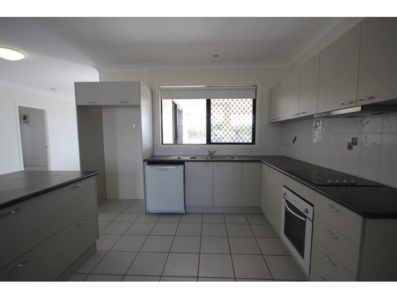 5 Amy Court, Kelso QLD 4815