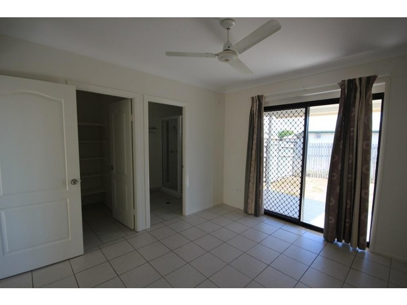 5 Amy Court, Kelso QLD 4815