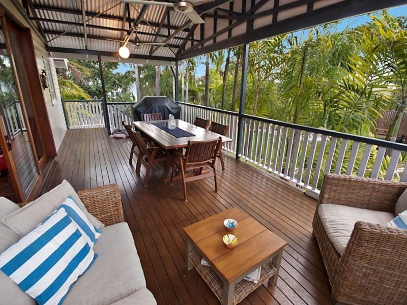 80 Carmody Street, Hermit Park QLD 4812