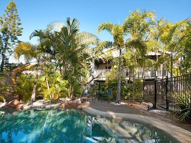 80 Carmody Street, Hermit Park QLD 4812