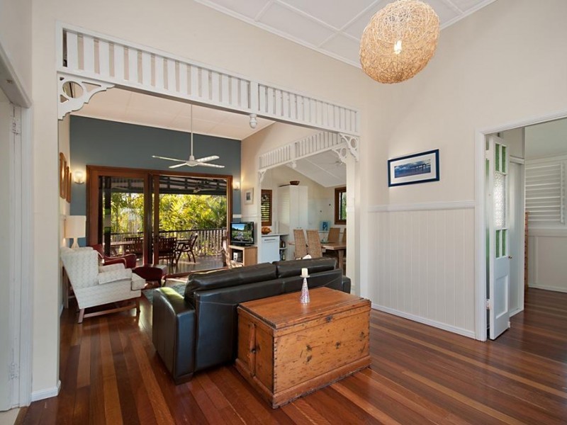 80 Carmody Street, Hermit Park QLD 4812