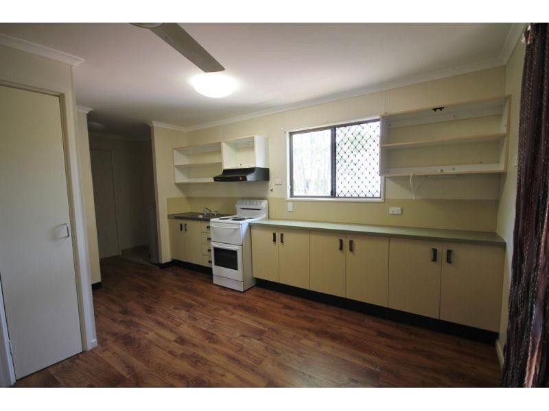 9 Woodlea Court, Kelso QLD 4815