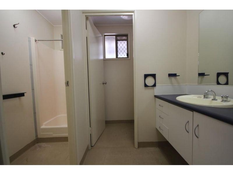 9 Woodlea Court, Kelso QLD 4815