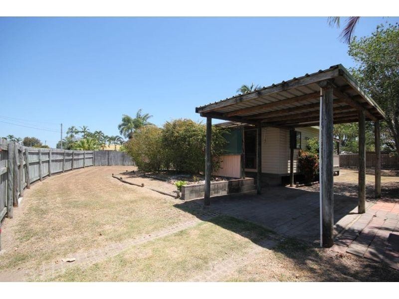 9 Woodlea Court, Kelso QLD 4815