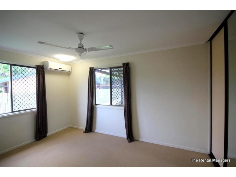 9 Woodlea Court, Kelso QLD 4815